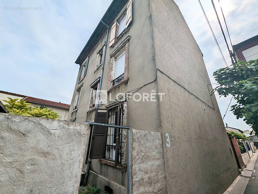 Appartement à PIERREFITTE-SUR-SEINE