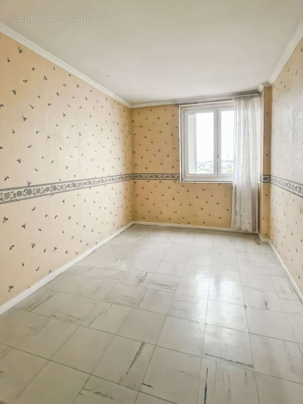 Appartement à ROSNY-SOUS-BOIS