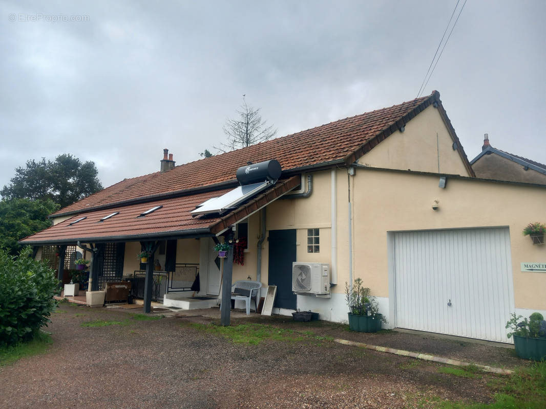 Maison à CHAMPVERT