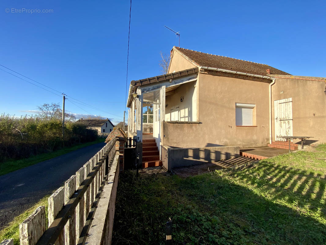 Maison à VITRY-SUR-LOIRE