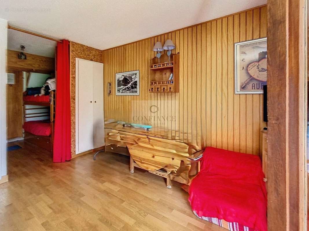 Appartement à SAINT-ETIENNE-DE-TINEE