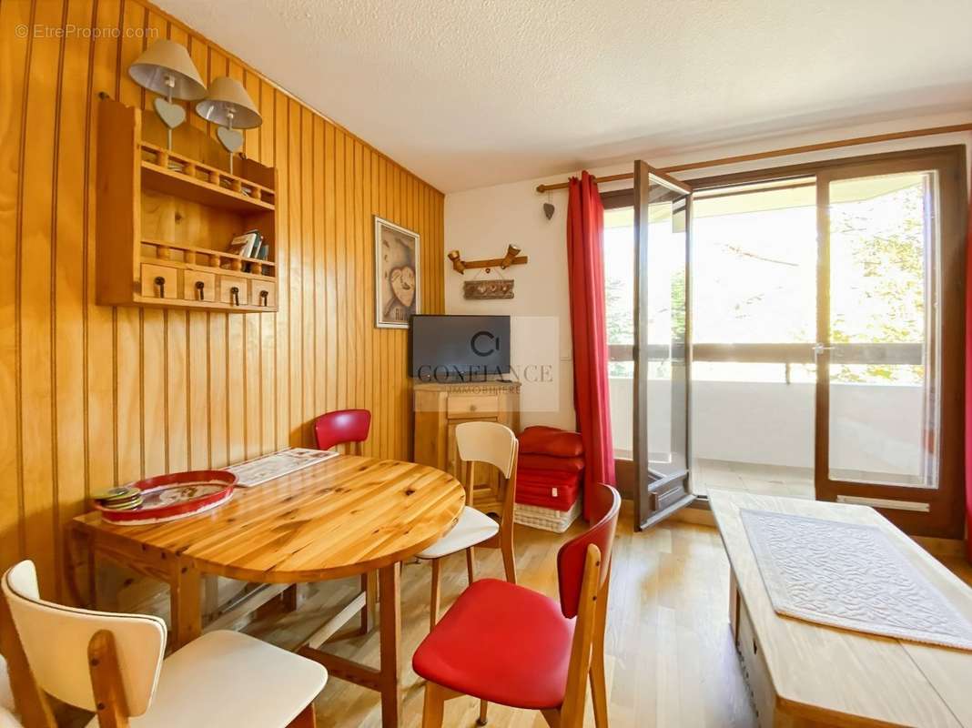 Appartement à SAINT-ETIENNE-DE-TINEE