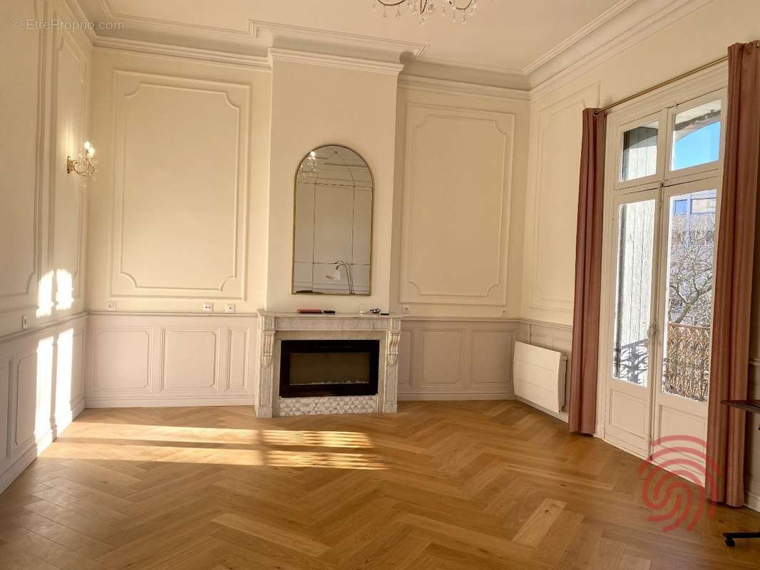 Appartement à BEZIERS