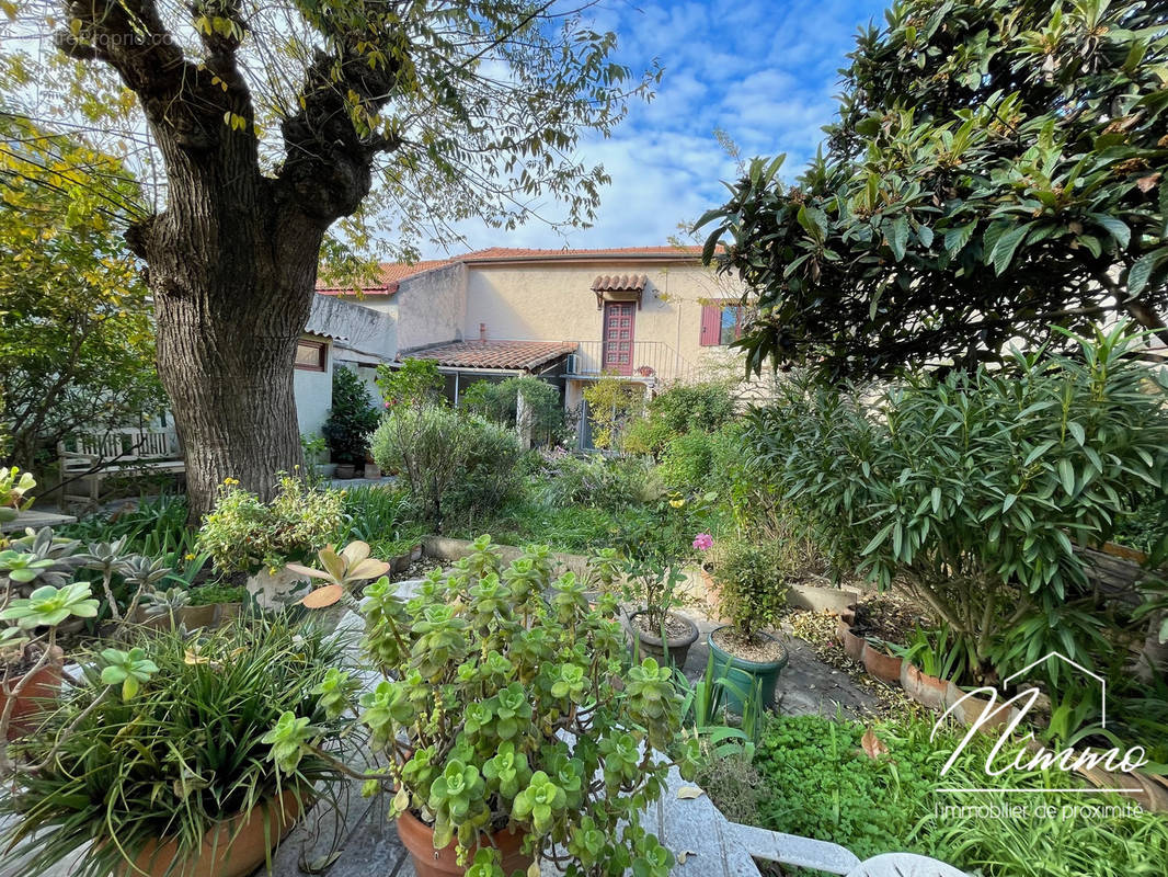 Maison à NIMES