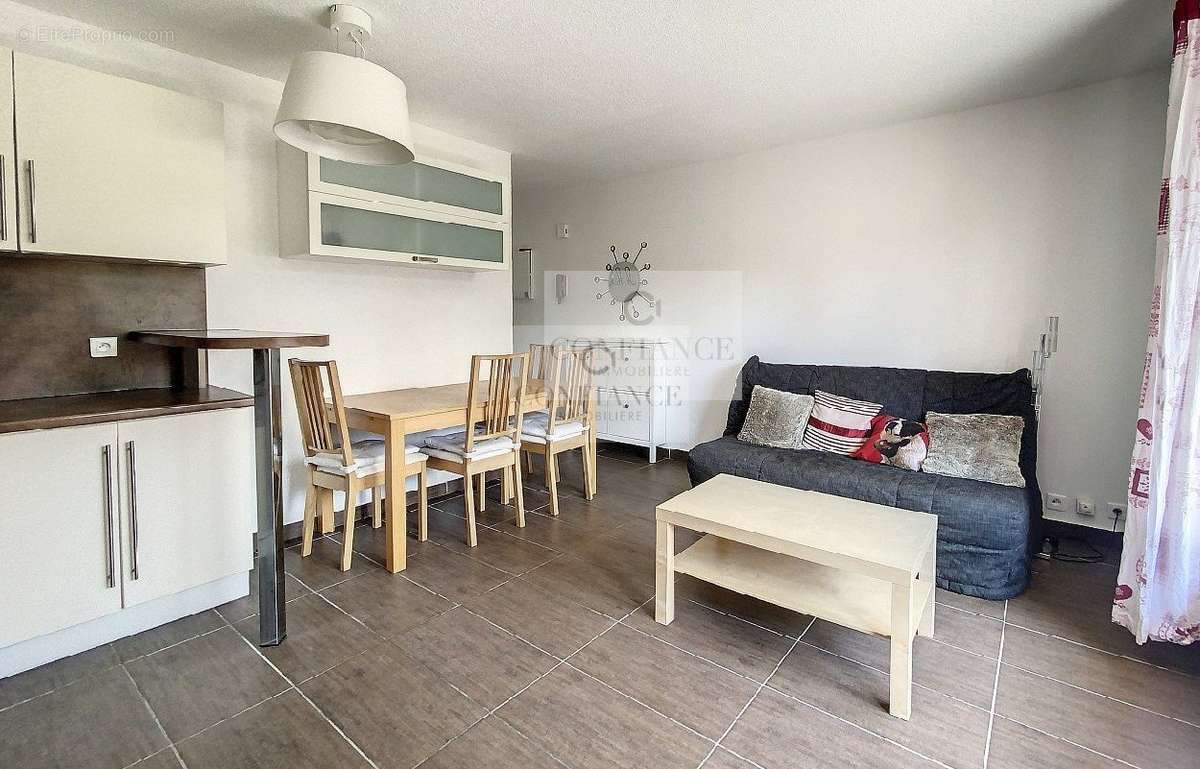 Appartement à SAINT-ETIENNE-DE-TINEE