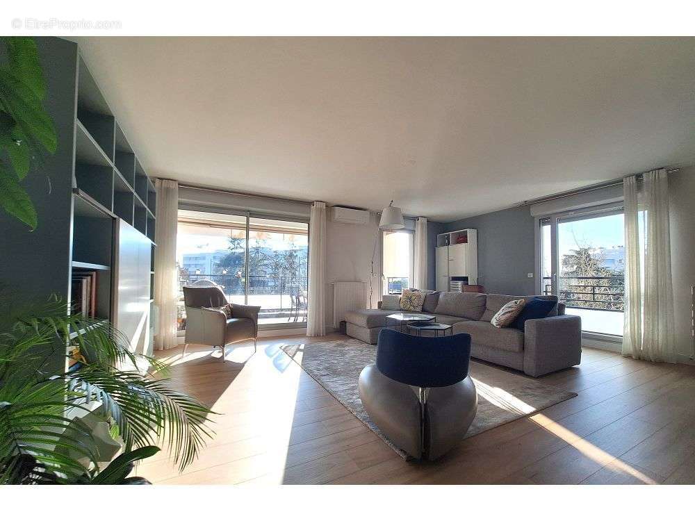 Appartement à SAINTE-FOY-LES-LYON