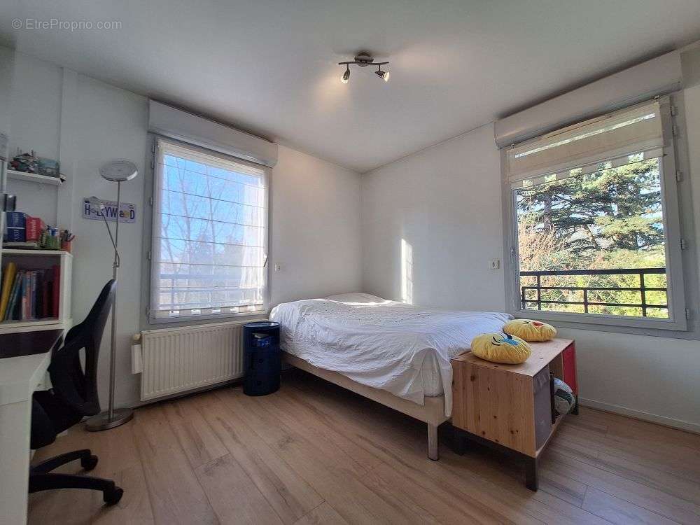 Appartement à SAINTE-FOY-LES-LYON