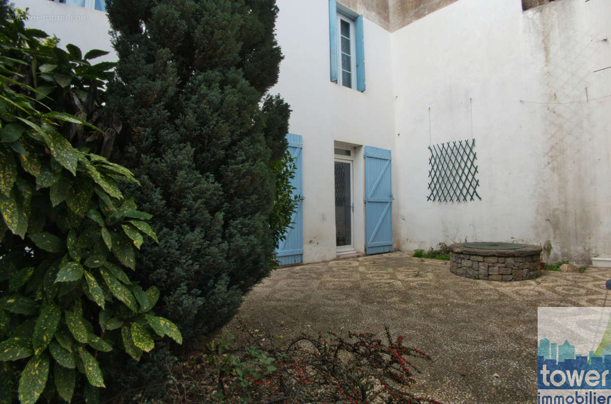 Maison à LEZIGNAN-CORBIERES