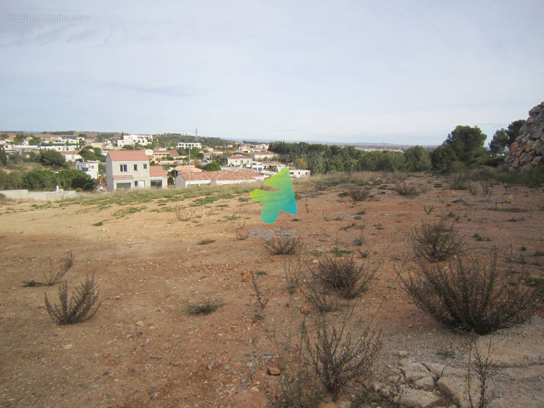 Terrain à NARBONNE