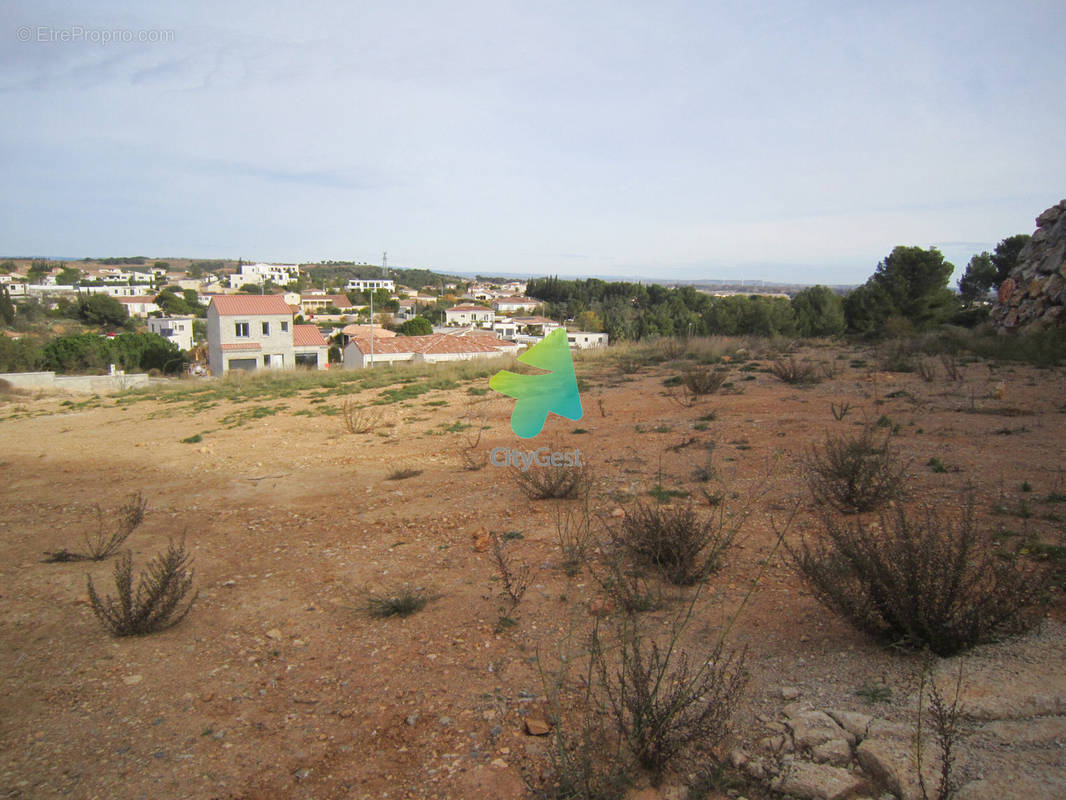 Terrain à NARBONNE