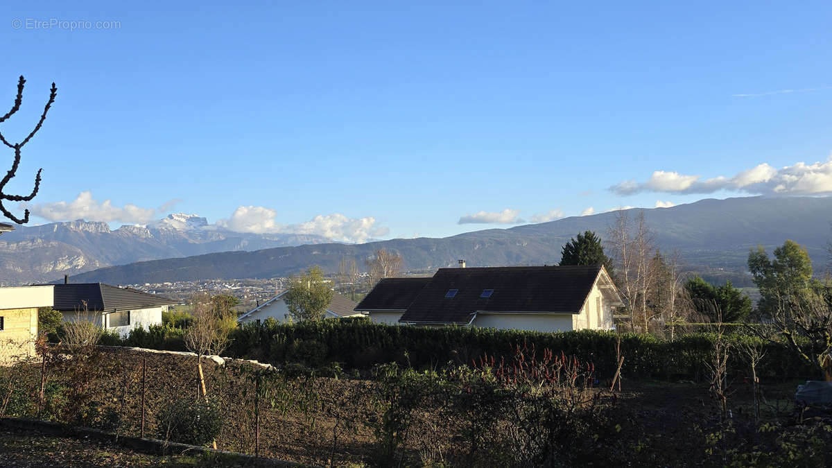 Terrain à LOVAGNY