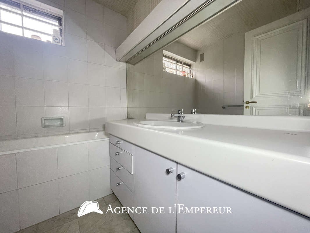 Appartement à RUEIL-MALMAISON