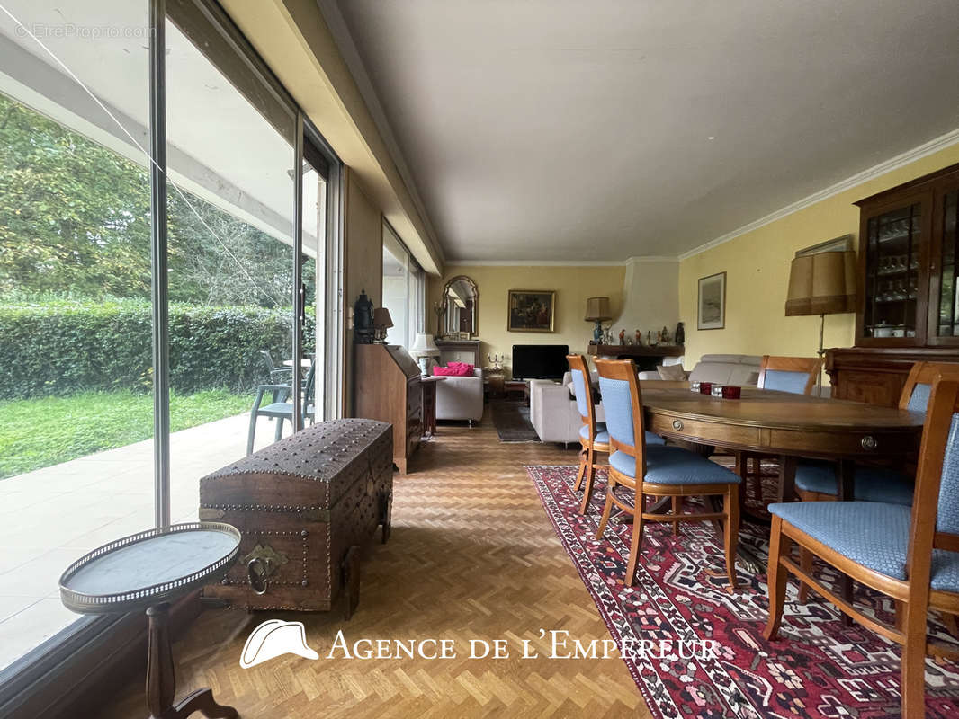 Appartement à RUEIL-MALMAISON