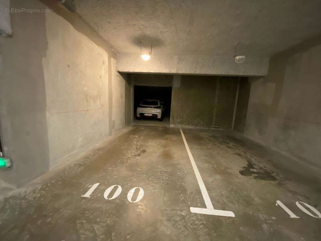 Parking à LA ROCHELLE