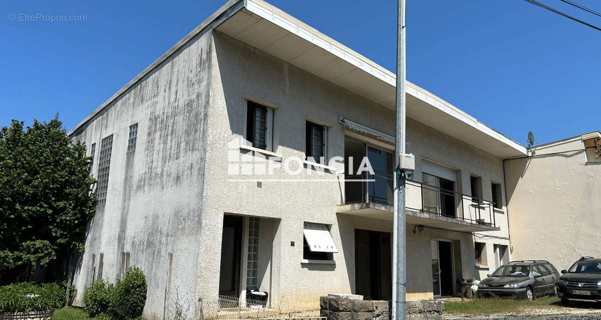 Maison à COULOUNIEIX-CHAMIERS