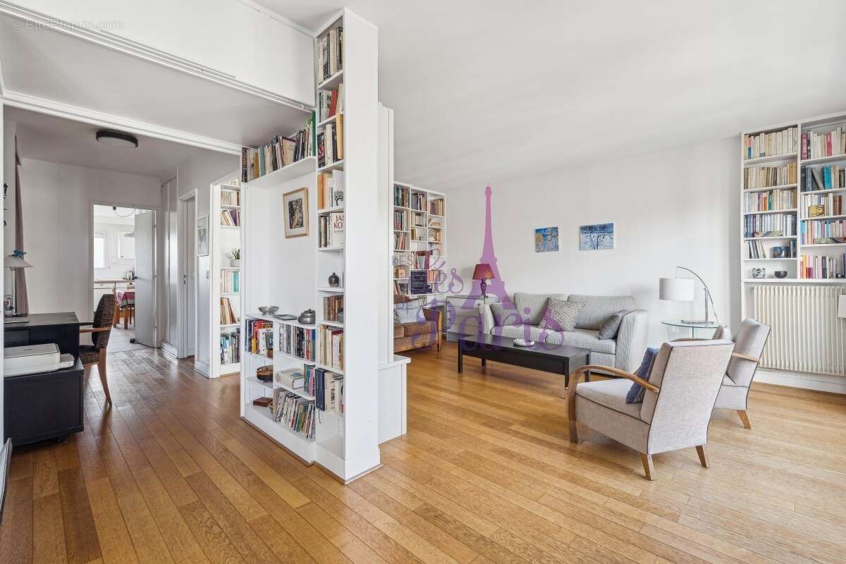 Appartement à PARIS-19E