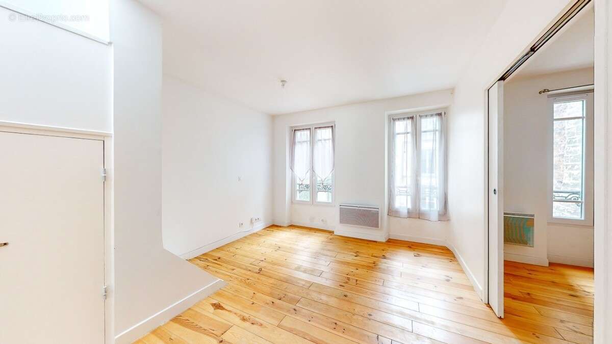 Appartement à PARIS-11E