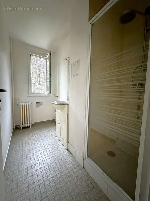 Appartement à FONTENAY-SOUS-BOIS