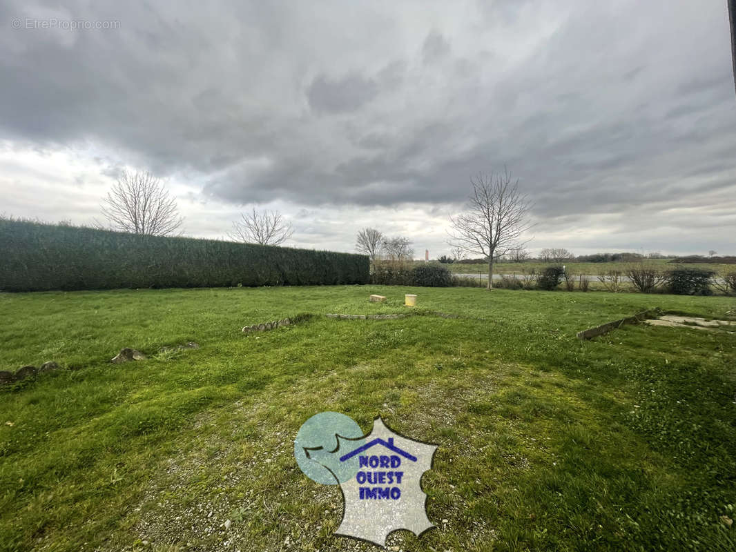 Maison à MAYENNE