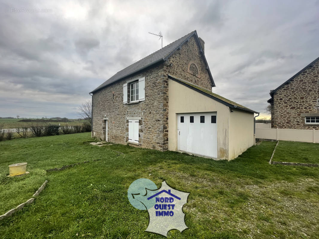 Maison à MAYENNE