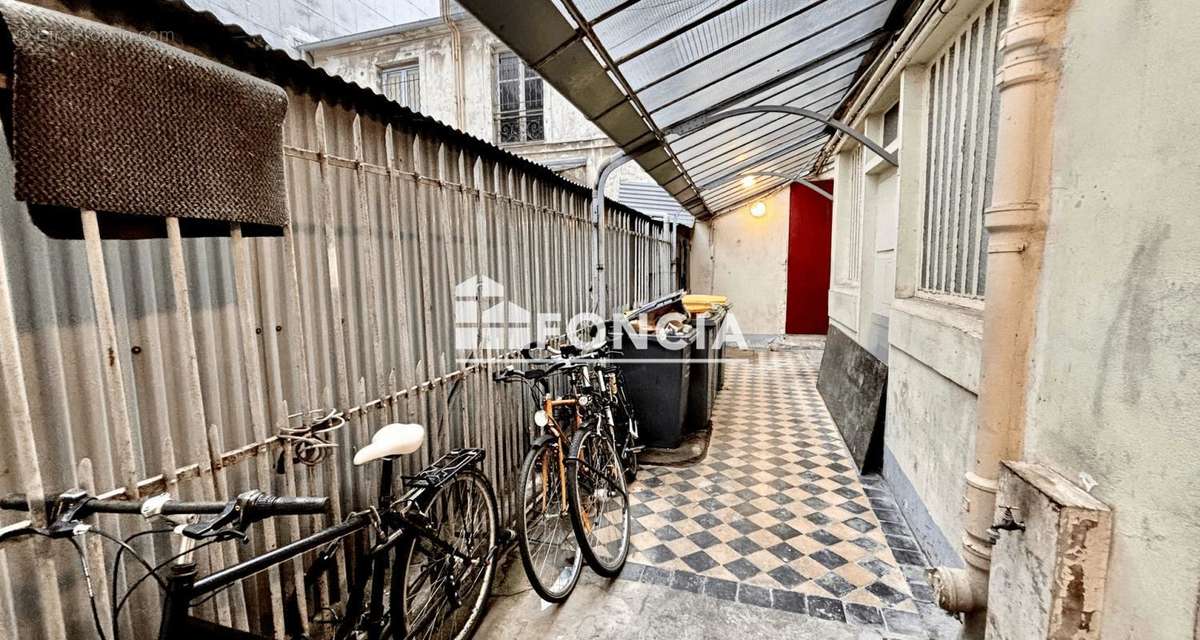 Appartement à PARIS-19E