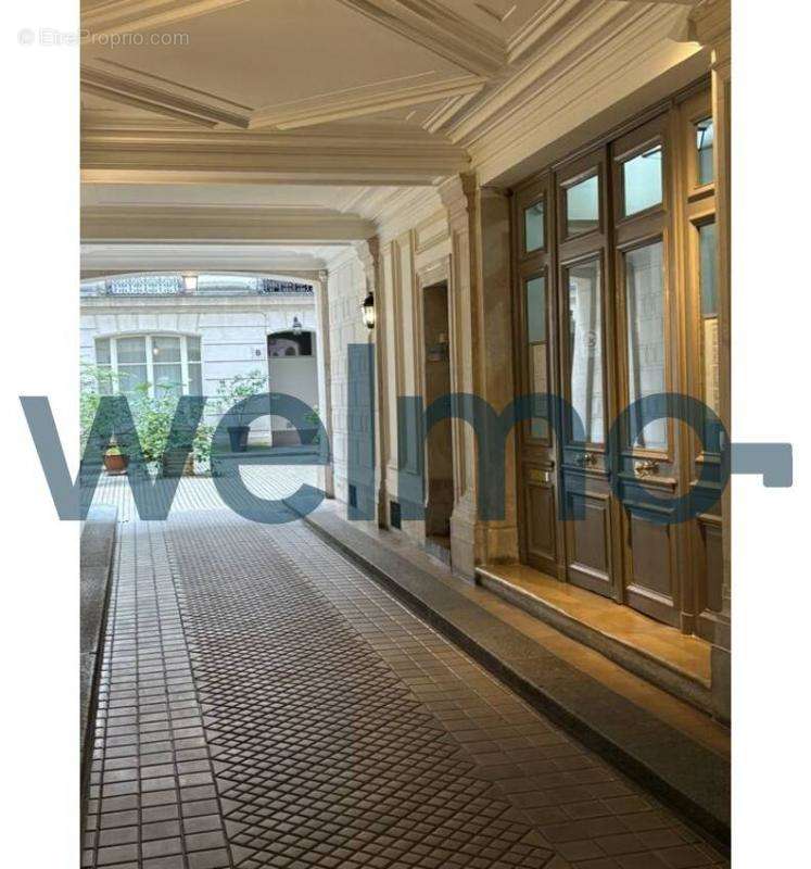 Appartement à PARIS-6E