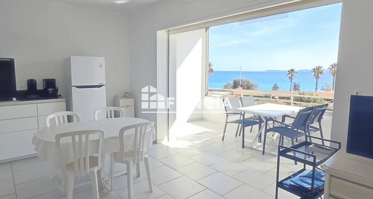 Appartement à LE LAVANDOU