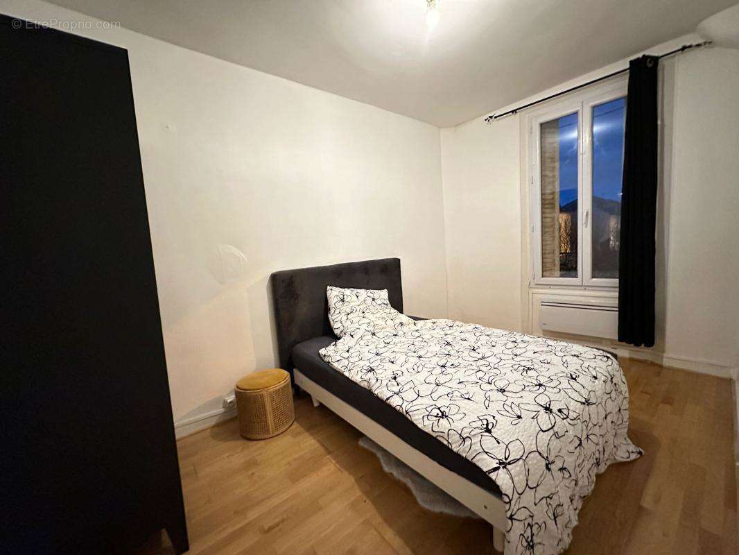 Appartement à LE PERREUX-SUR-MARNE