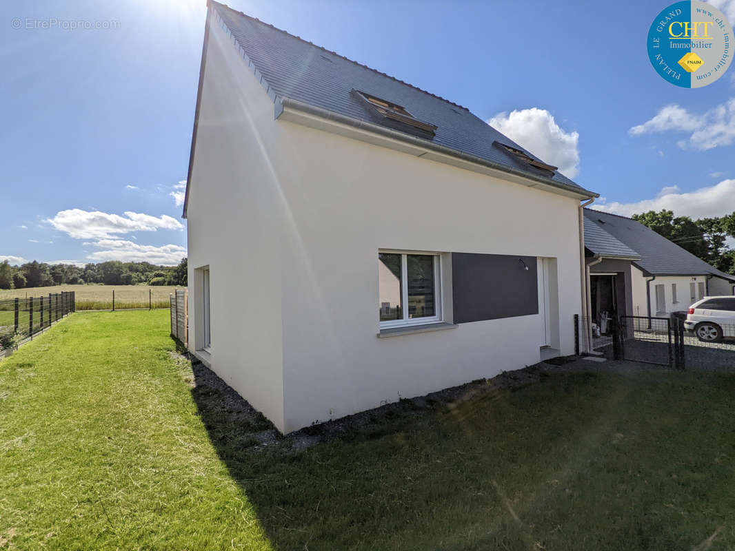 Maison à MAURE-DE-BRETAGNE