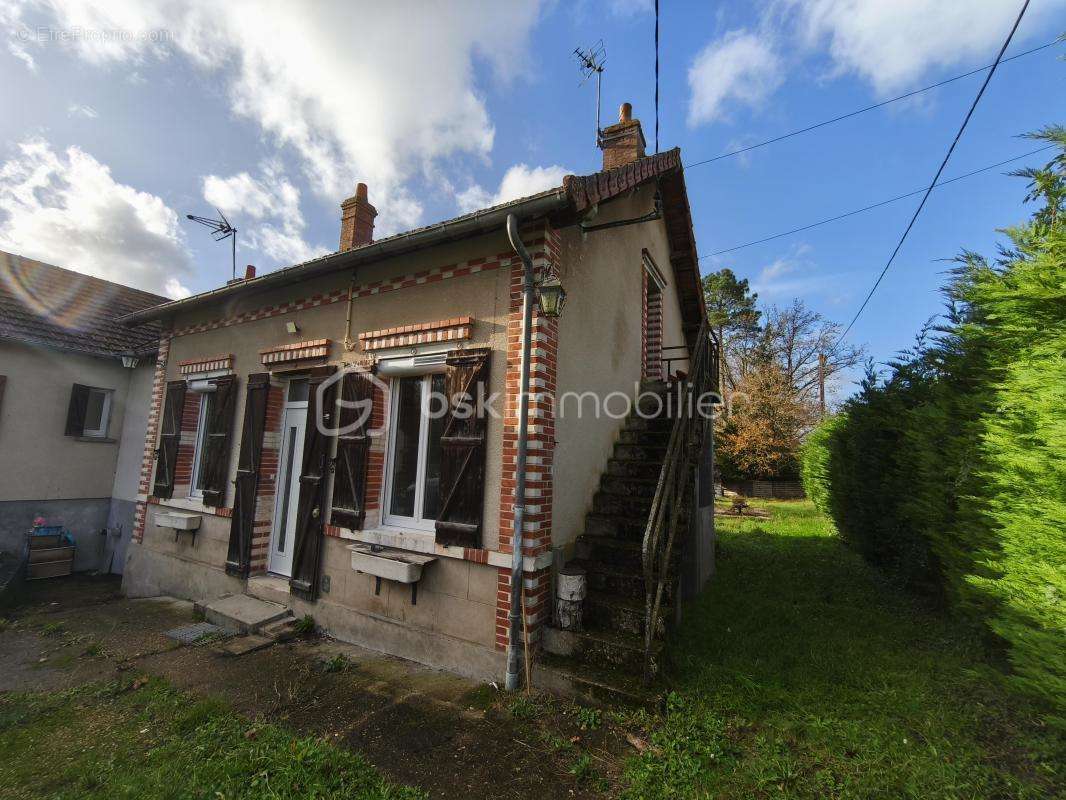 Maison à CLEMONT