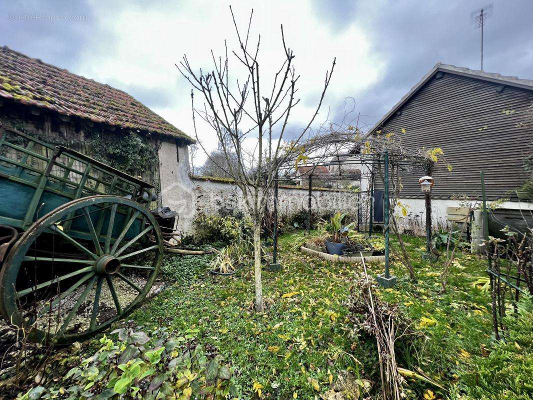 Maison à COULOMMIERS