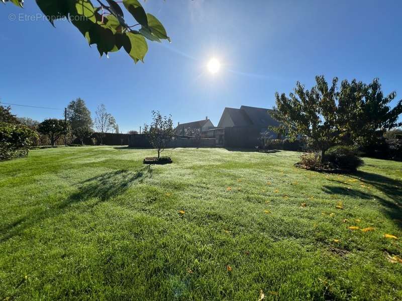 Maison à NEUFCHATEL-EN-BRAY