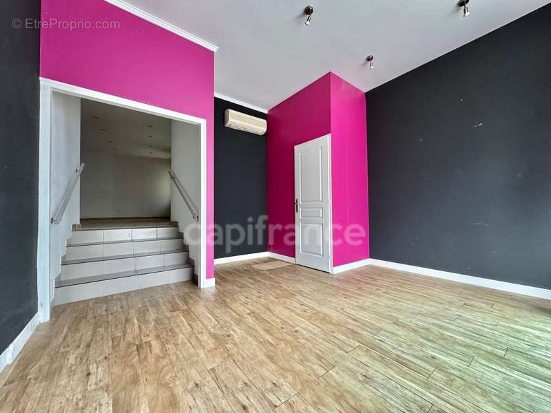 Appartement à RENAISON