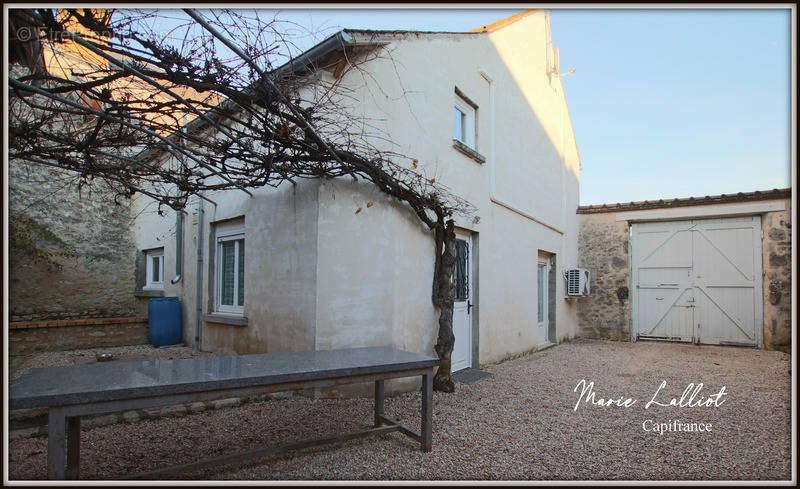 Maison à AULNAY-LA-RIVIERE