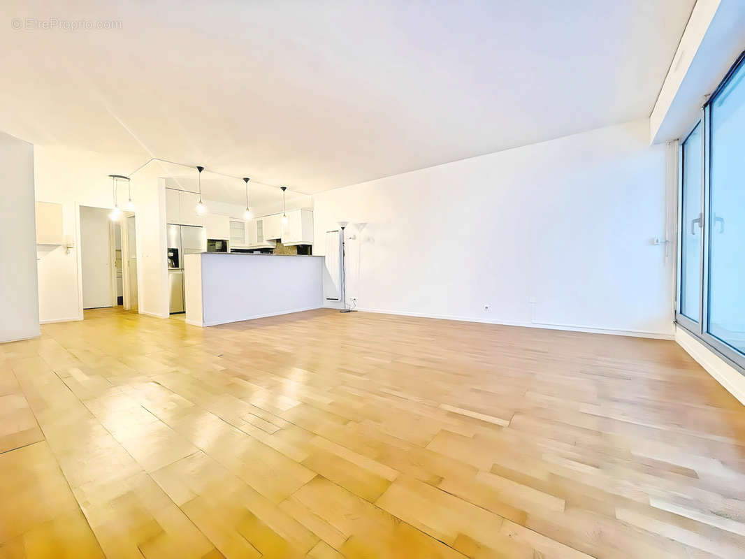 Appartement à PARIS-11E