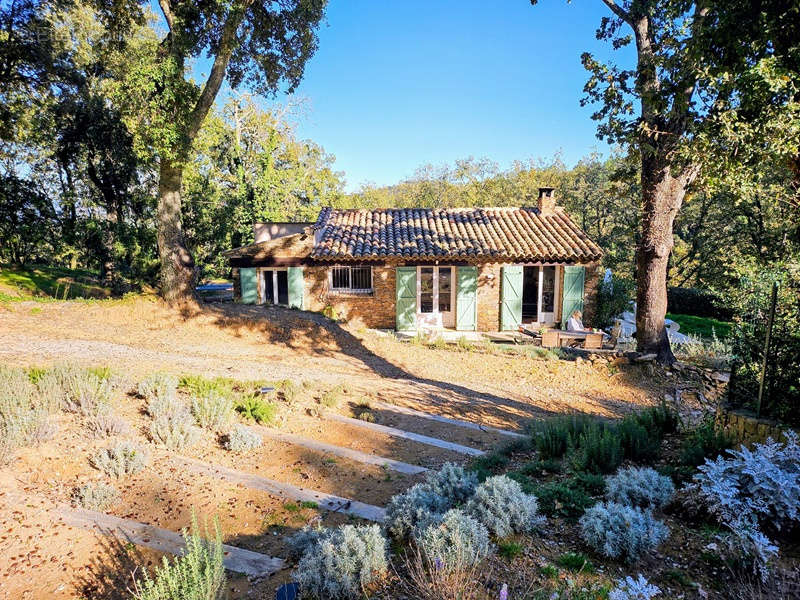 Maison à LA GARDE-FREINET