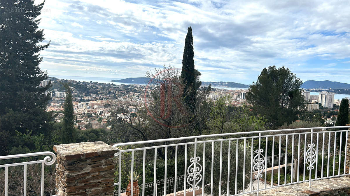 Maison à TOULON