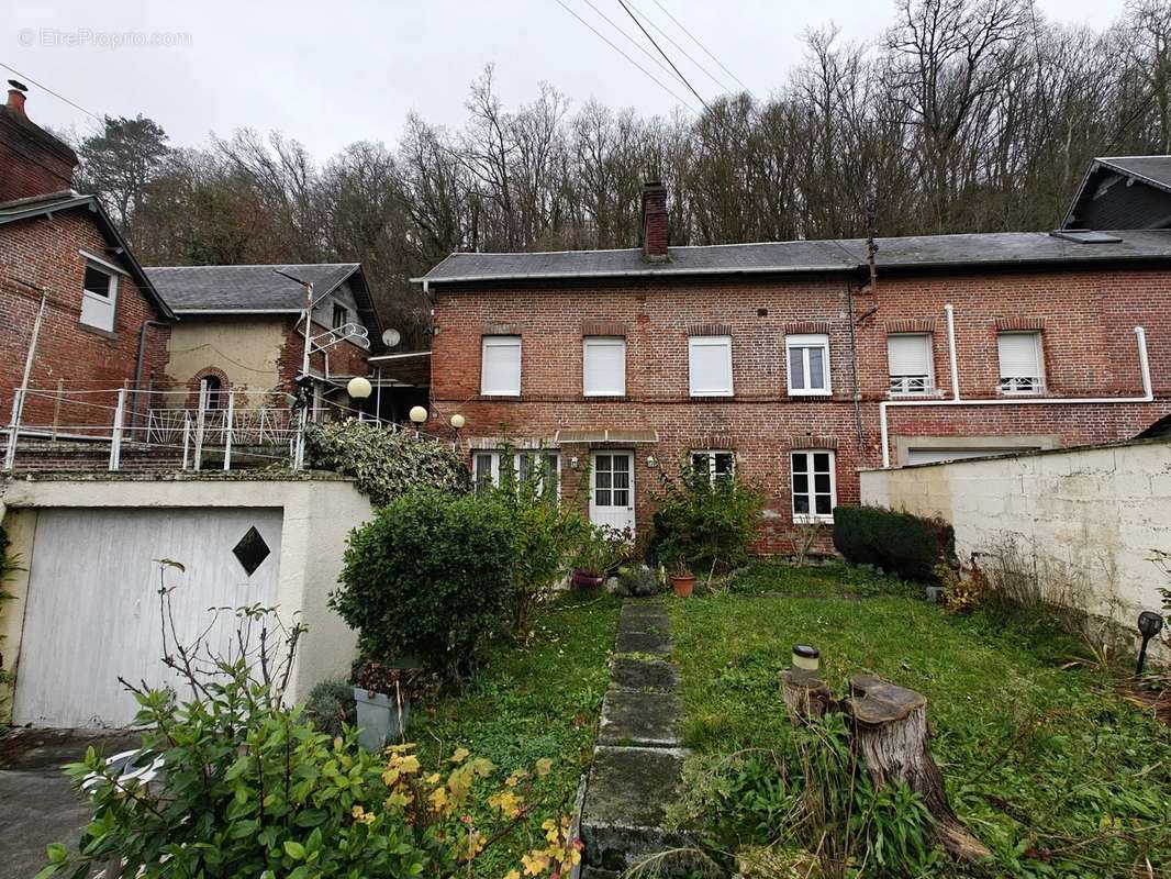 Maison à BRIONNE