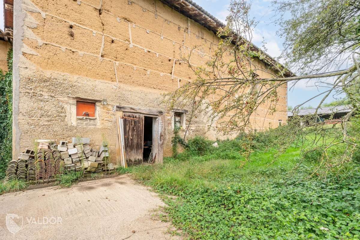 Appartement à MISERIEUX