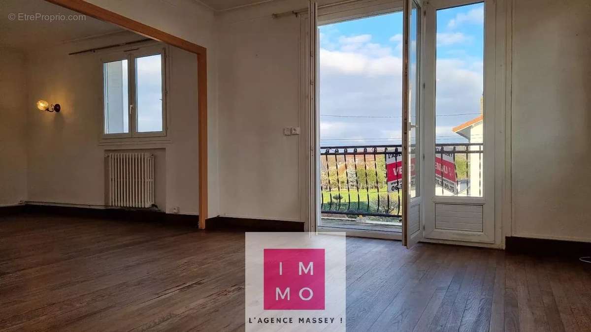 Appartement à SEMEAC