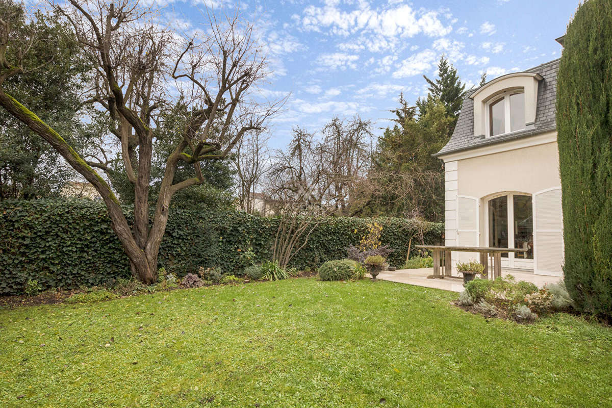 Maison à HOUILLES