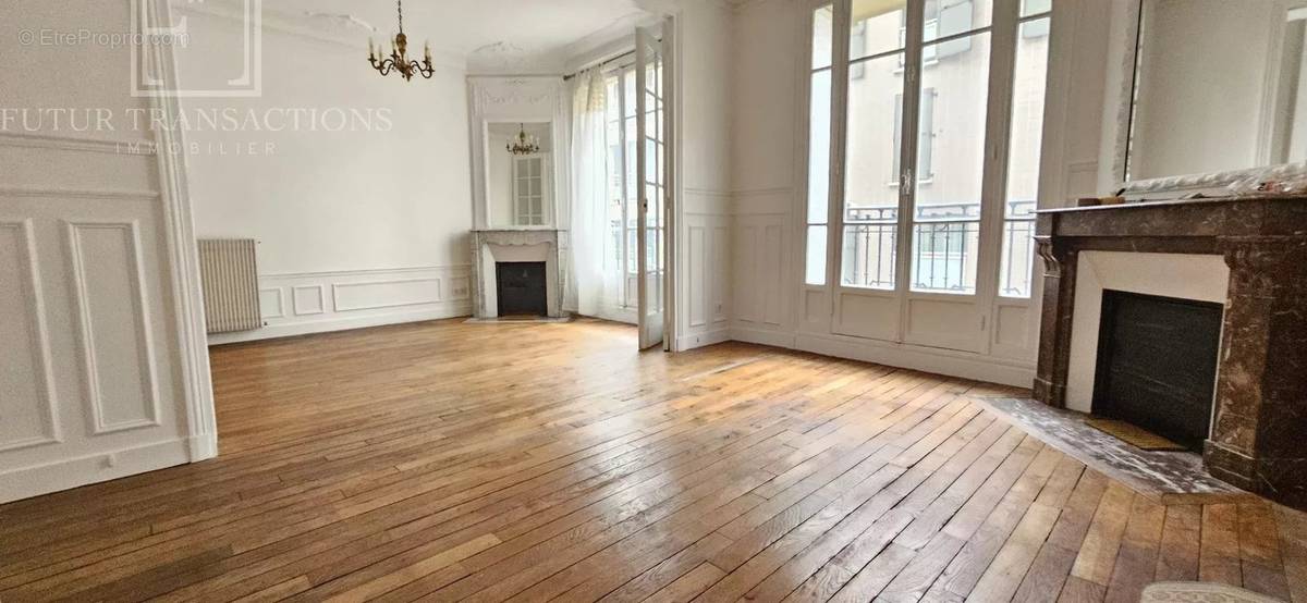 Appartement à COLOMBES