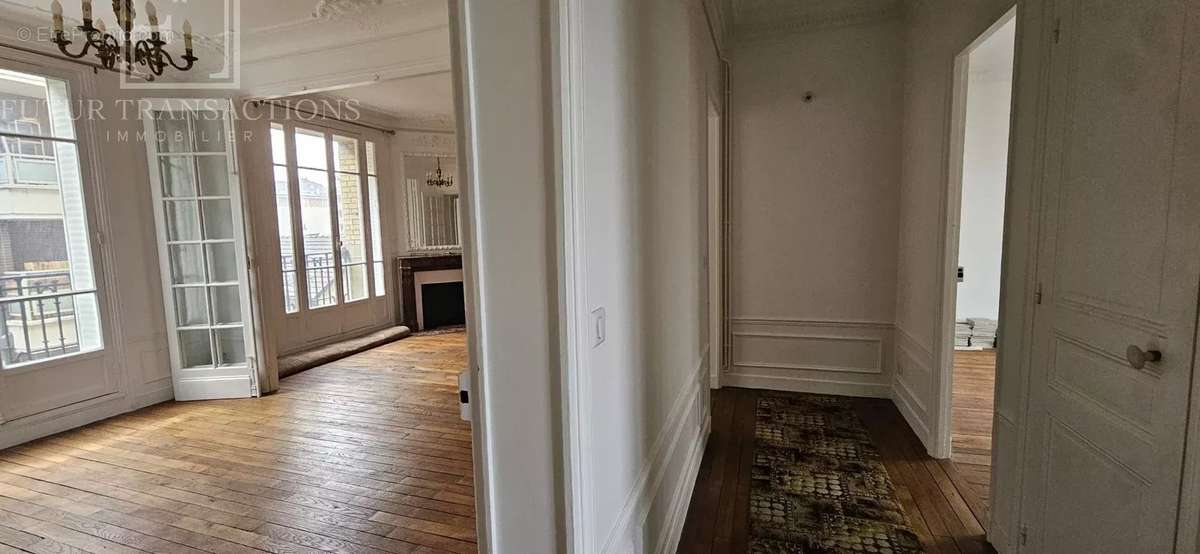 Appartement à COLOMBES