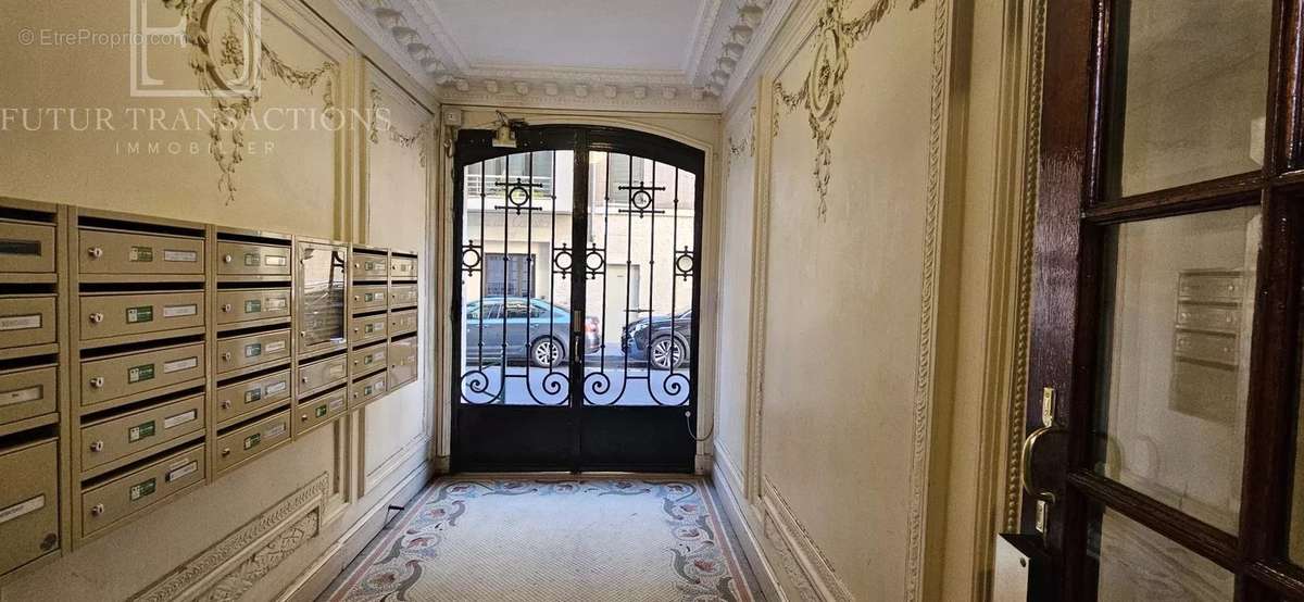 Appartement à COLOMBES