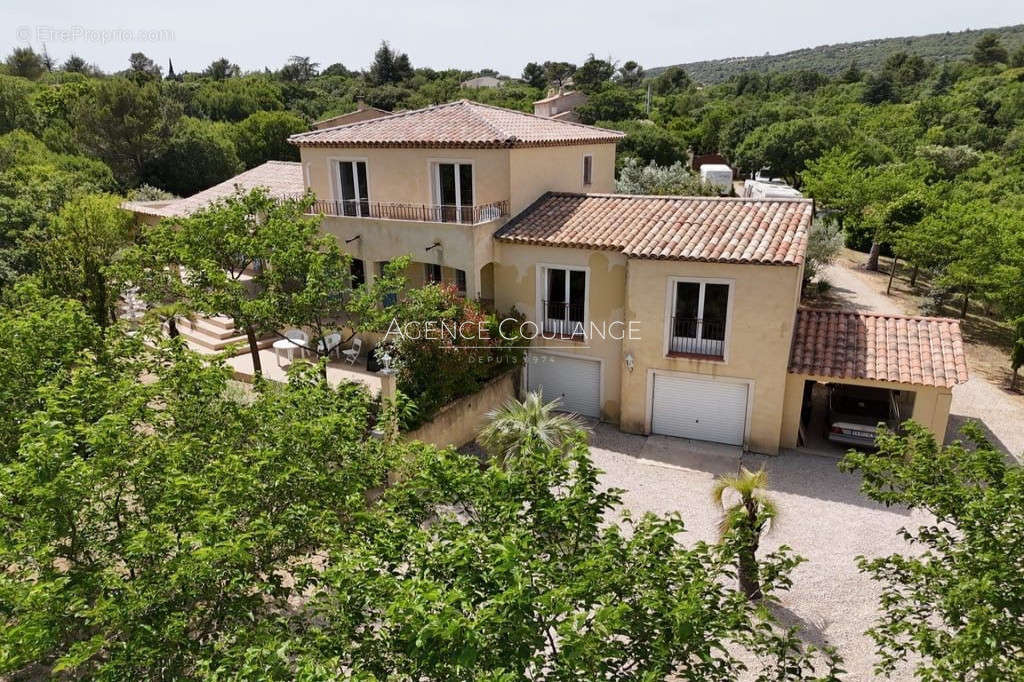 Maison à PLAN-D&#039;AUPS-SAINTE-BAUME