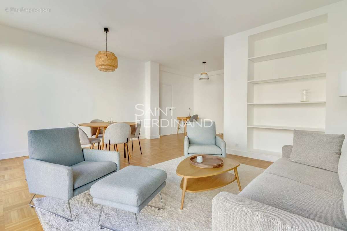 Appartement à NEUILLY-SUR-SEINE