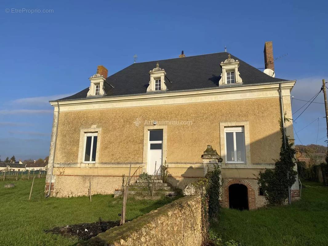 Maison à RUILLE-SUR-LOIR