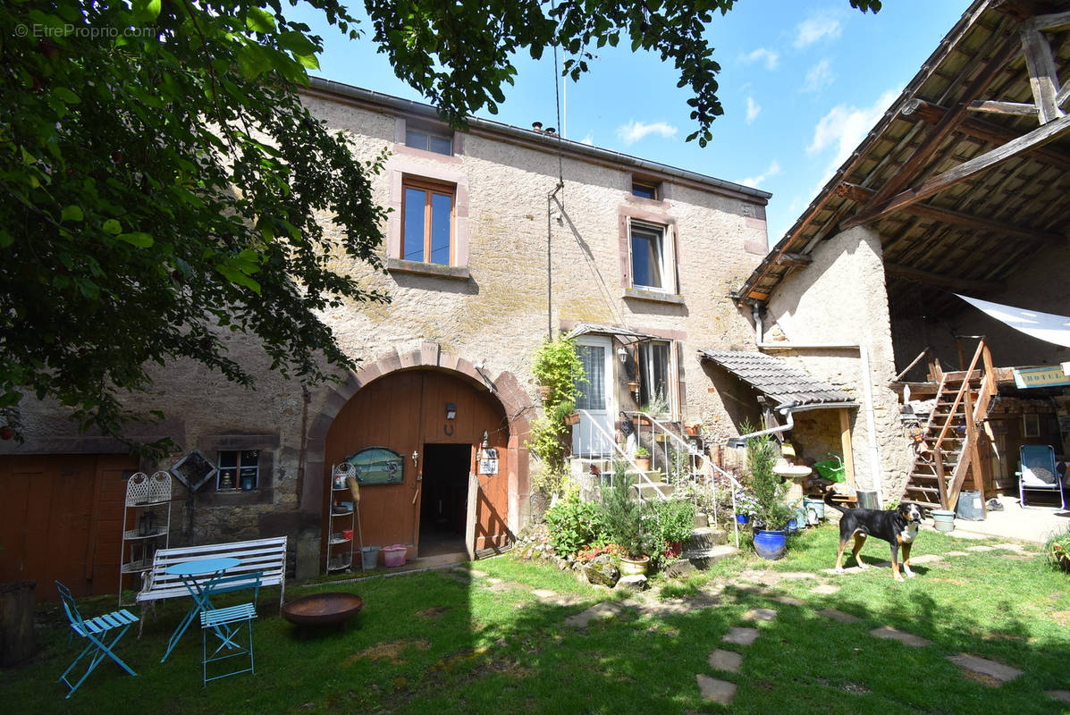 Maison à HAUTEVELLE