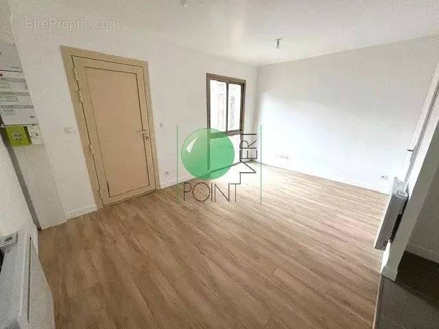 Appartement à LA FERTE-ALAIS