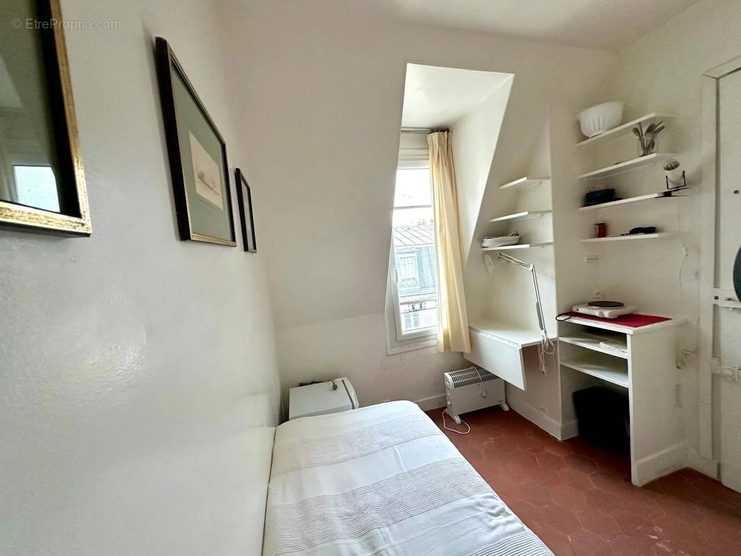 Appartement à PARIS-7E